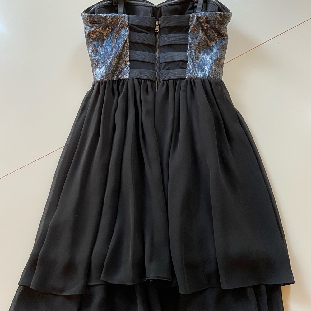 GUESS Mini Dress - Picture 2 of 2